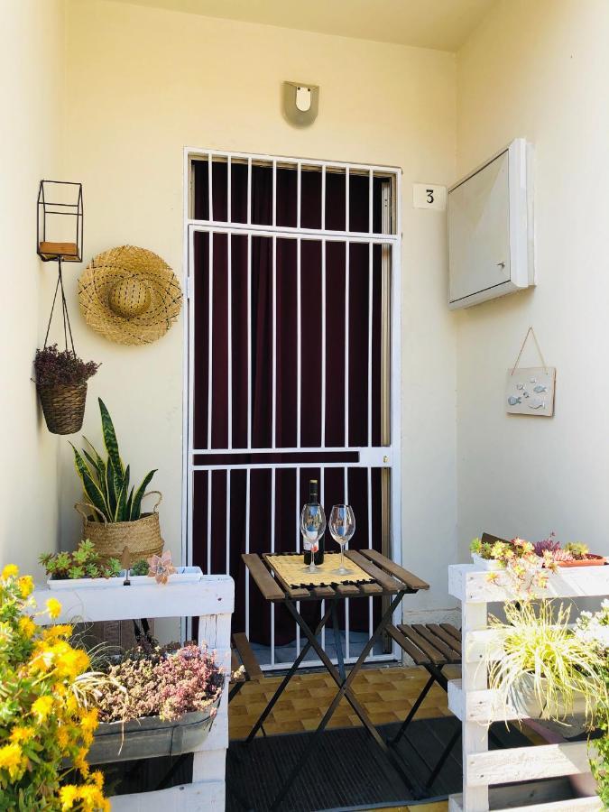 Appartamento Laura A 2 Passi Dal Mare Rimini Exterior foto