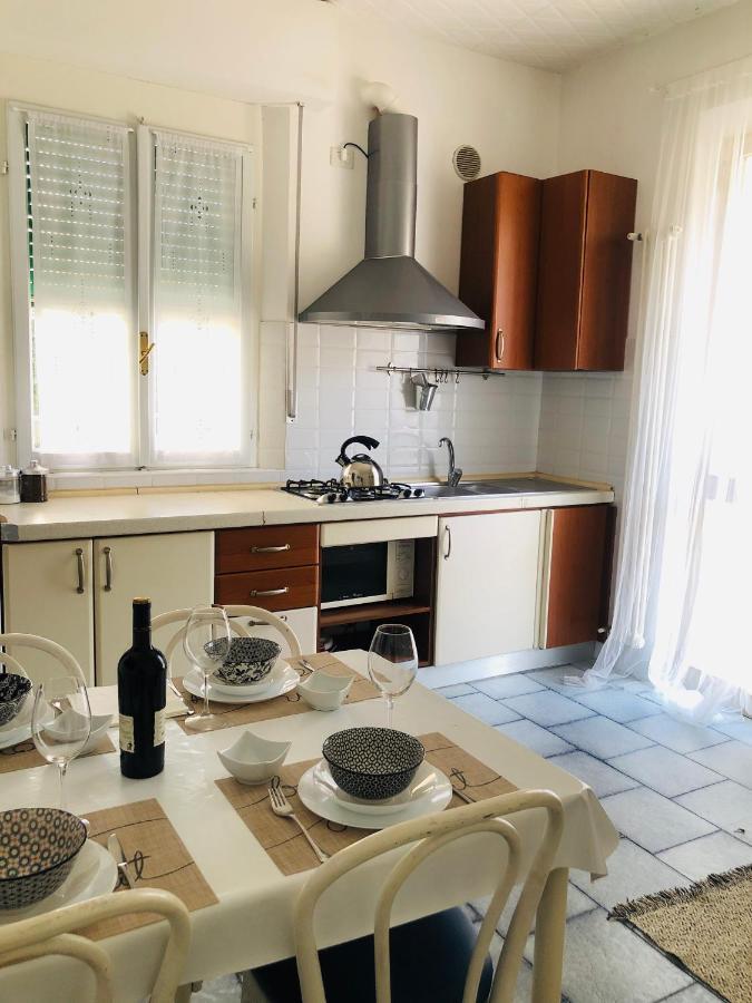 Appartamento Laura A 2 Passi Dal Mare Rimini Exterior foto